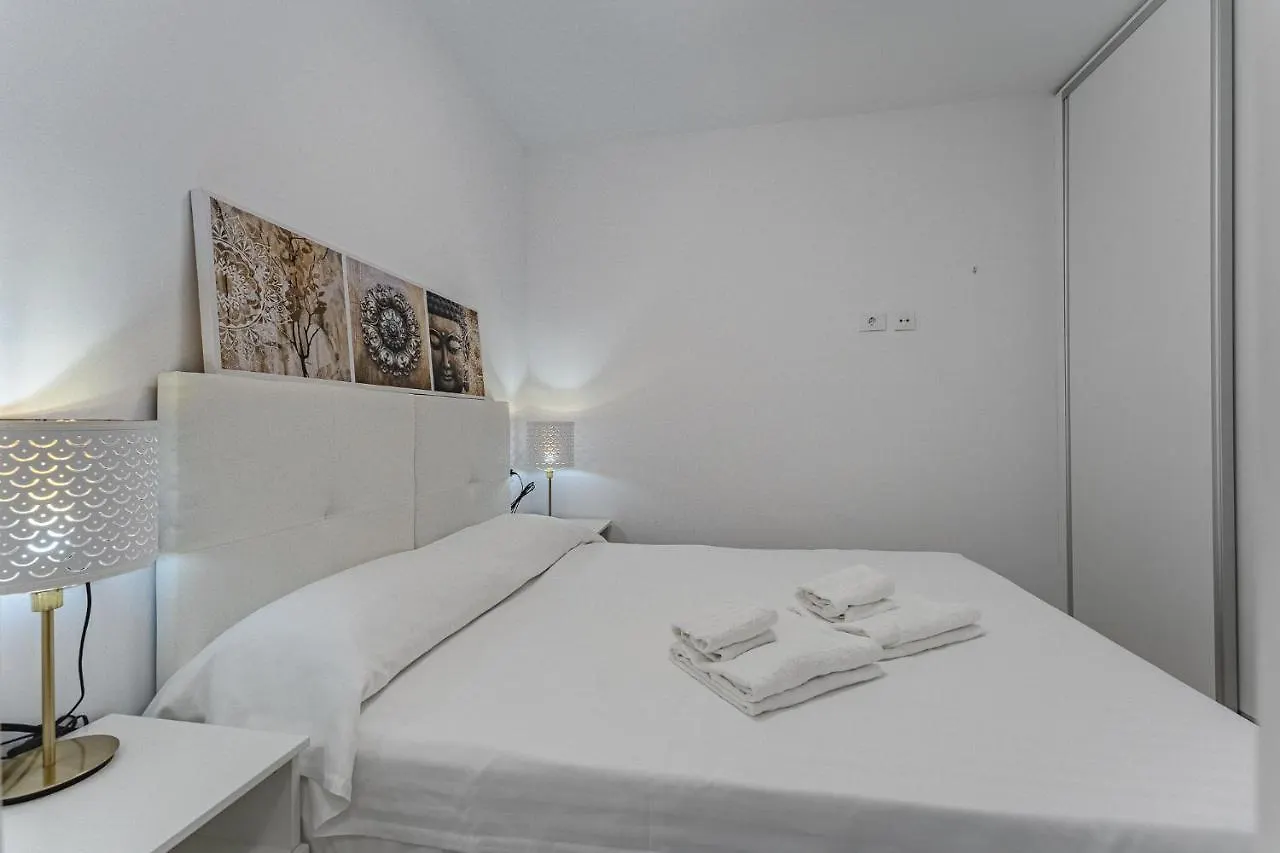 303. Modern, Sunny Ifonche With Wifi Apartment Costa Adeje  Costa Adeje (Tenerife)